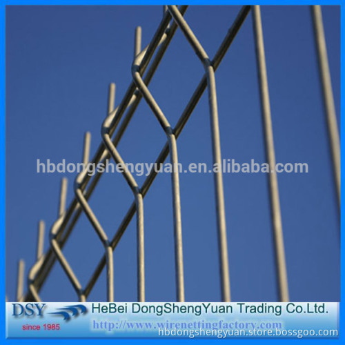 Made in China hot sale Hot dip fencing/3d pvc coated wire mesh fence/welded fencing
